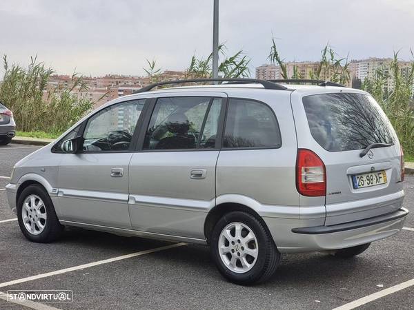 Opel Zafira 2.0 DTi Comfort - 4