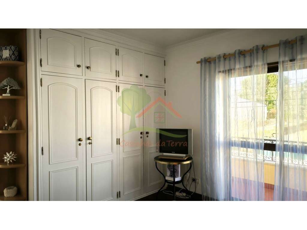 Moradia T5 com Vista de Mar Deslumbrante em Baleia, Carvoeira!-31