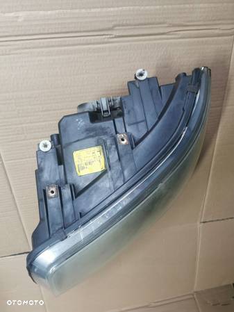 Lampa przednia lewa VW T5 7H1941015N Europa - 3