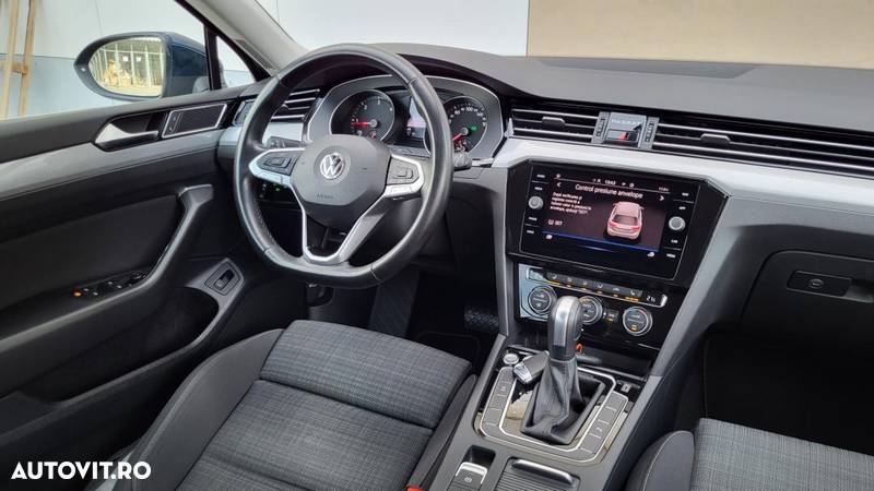 Volkswagen Passat Variant 2.0 TDI DSG Comfortline - 11