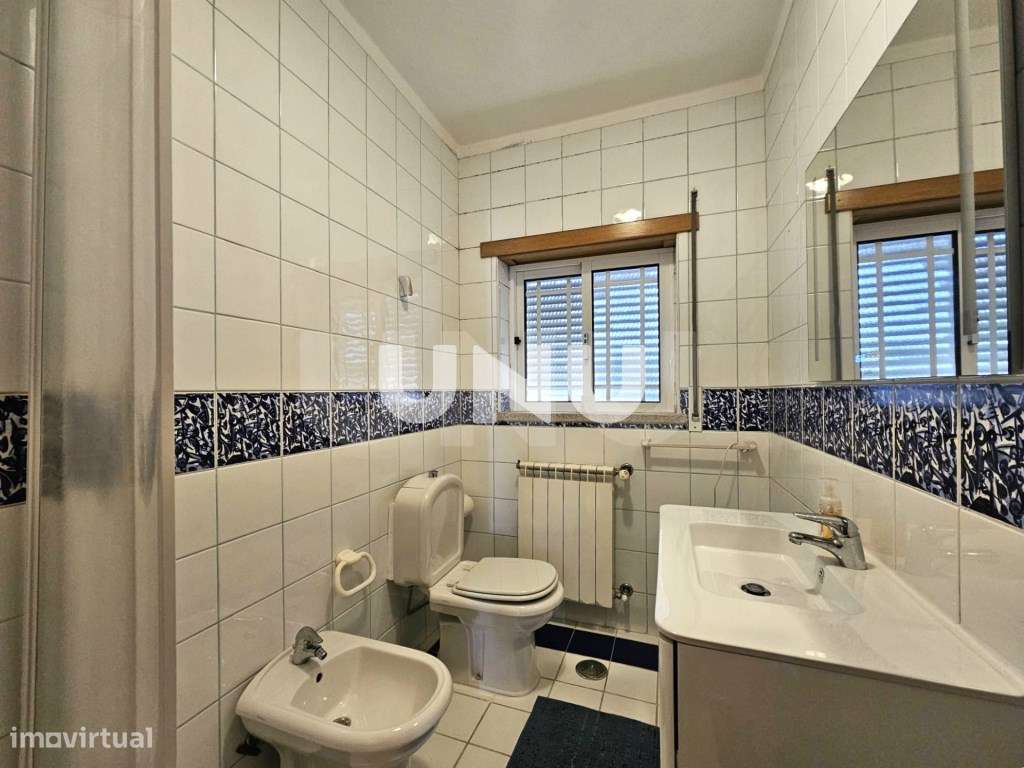 Moradia em Banda T5 - A 5 Minutos do Centro da Cidade de Viseu-32