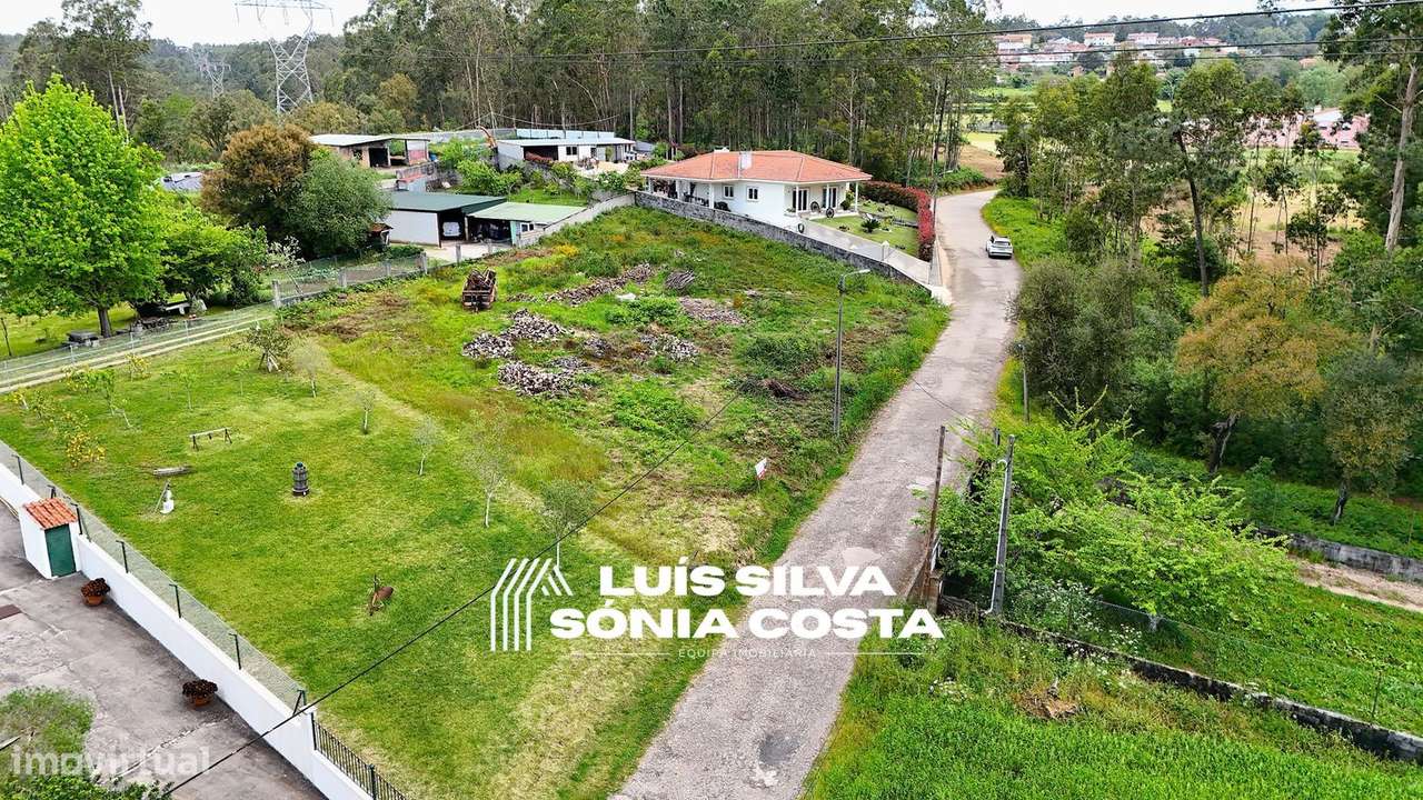 Terreno à venda na Rua Agostinho Lopes da Costa, 678 - Grande imagem: 2/11