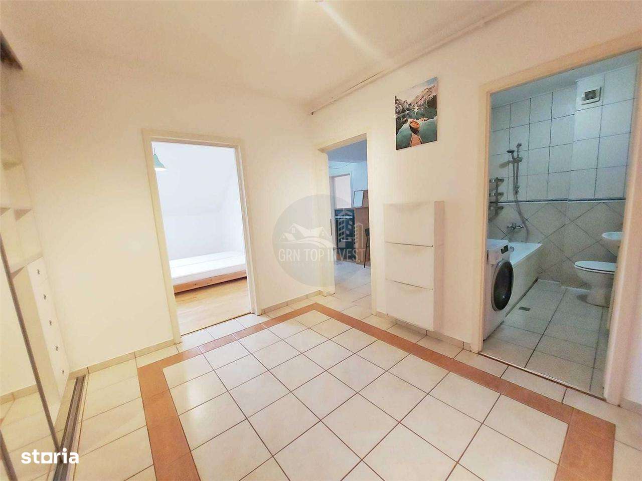 Apartament 2 camere boxa parcare privata zona Strand-0