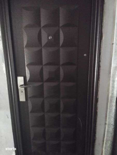 Vand apartament in rovinari gorj - Imagine principală: 4/5