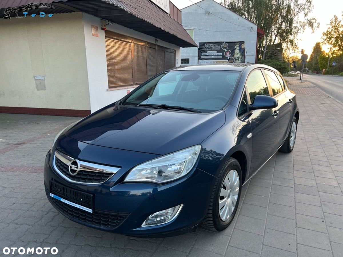 Opel Astra III 1.6 Cosmo - 3