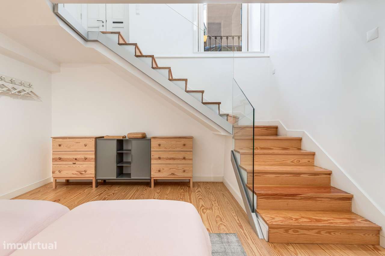 T2 Duplex de Charme no Chiado | 98m2 | Prédio Reabilitado-21