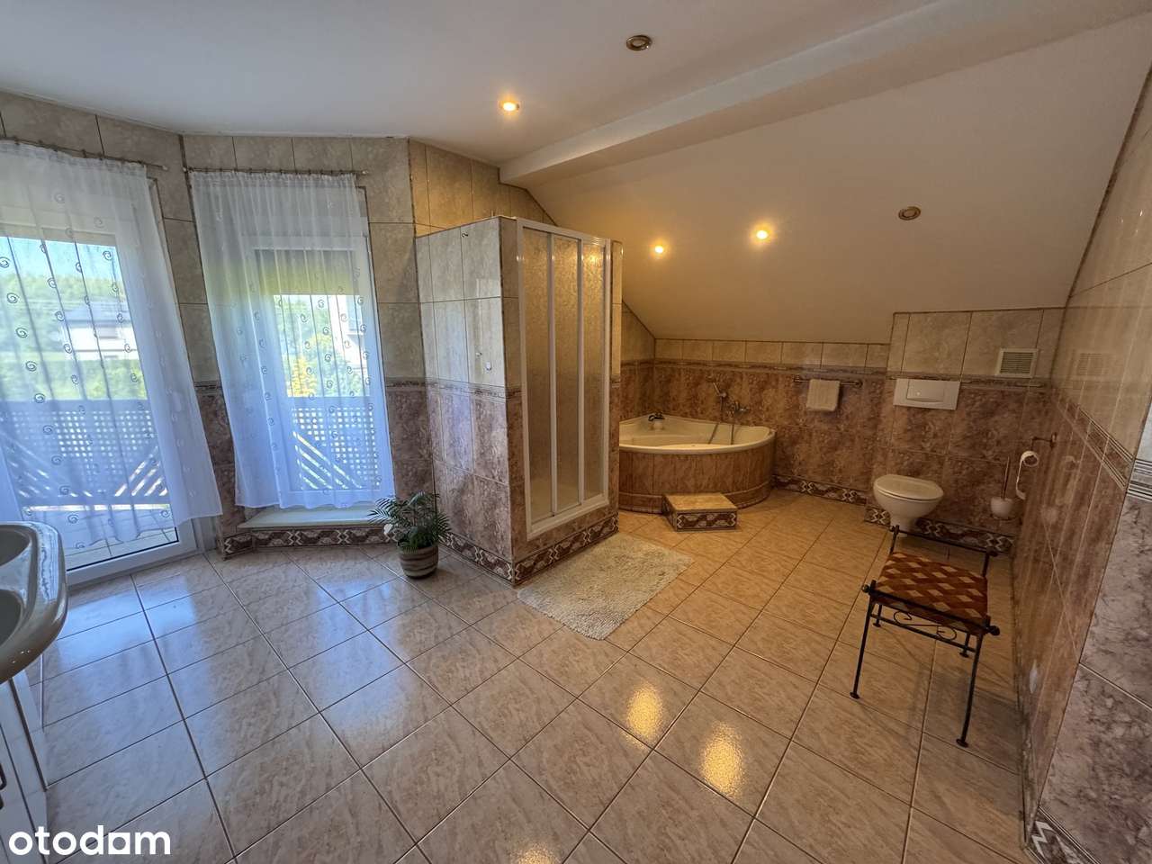 Wejdź i zamieszkaj. Uff... Jestem u siebie.-14