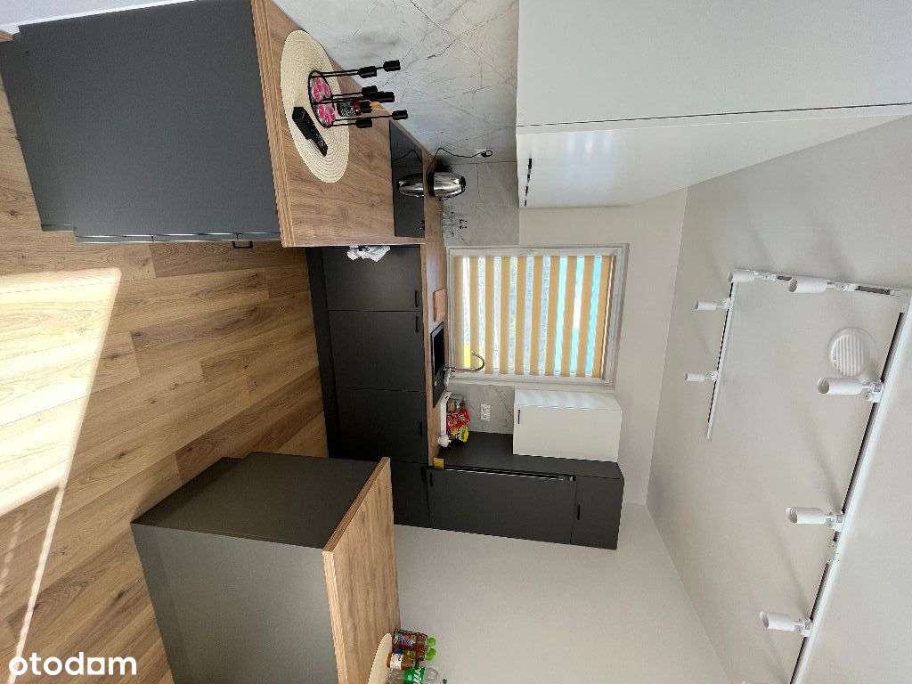 Nowy parterowy dom z umeblowaniem i wyposażeniem-5