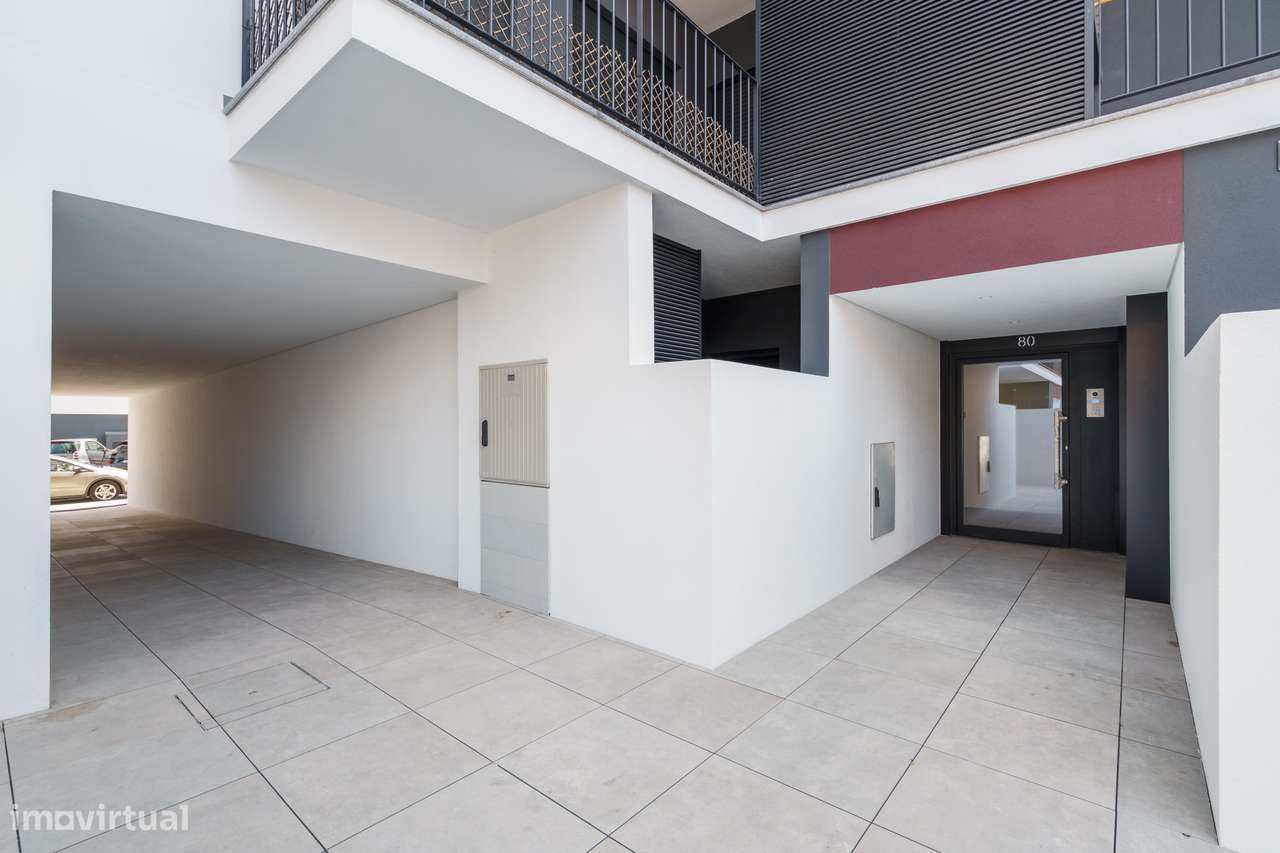 Exclusivo T3 Novo no Último Piso | 196 m² | Duas Frentes-35