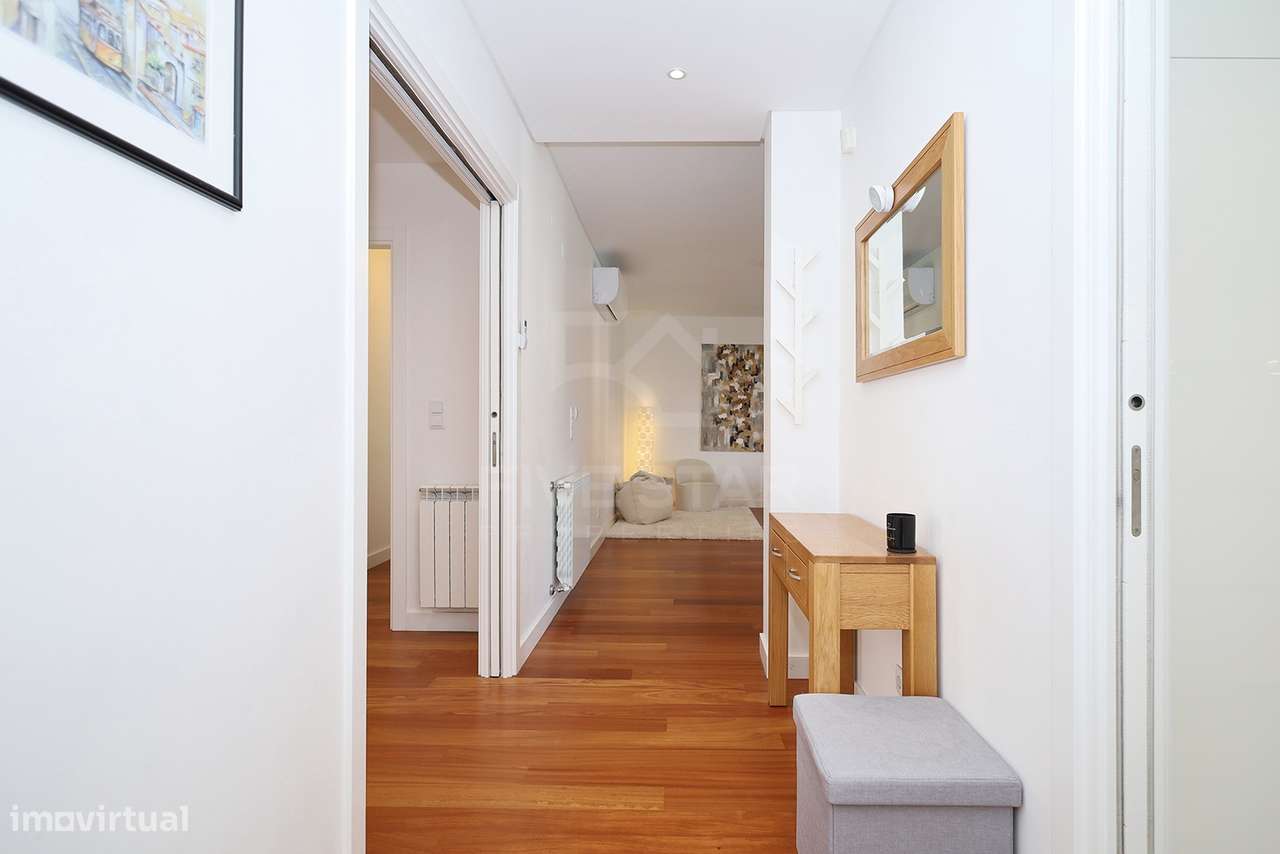 Arrendamento - T3 Mobilado - Belém Garden - Piscina - Ginásio - Grande imagem: 2/44