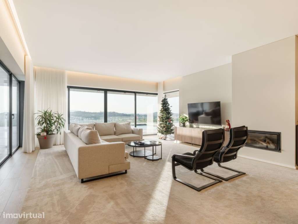 Moradia térrea V4+1 com piscina, ginásio e vistas panorâmicas sobre...-18