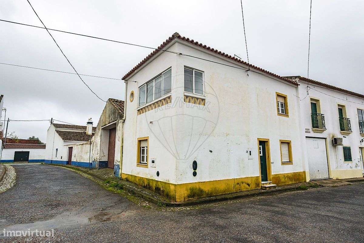 Moradia T2 para venda - Grande imagem: 2/18