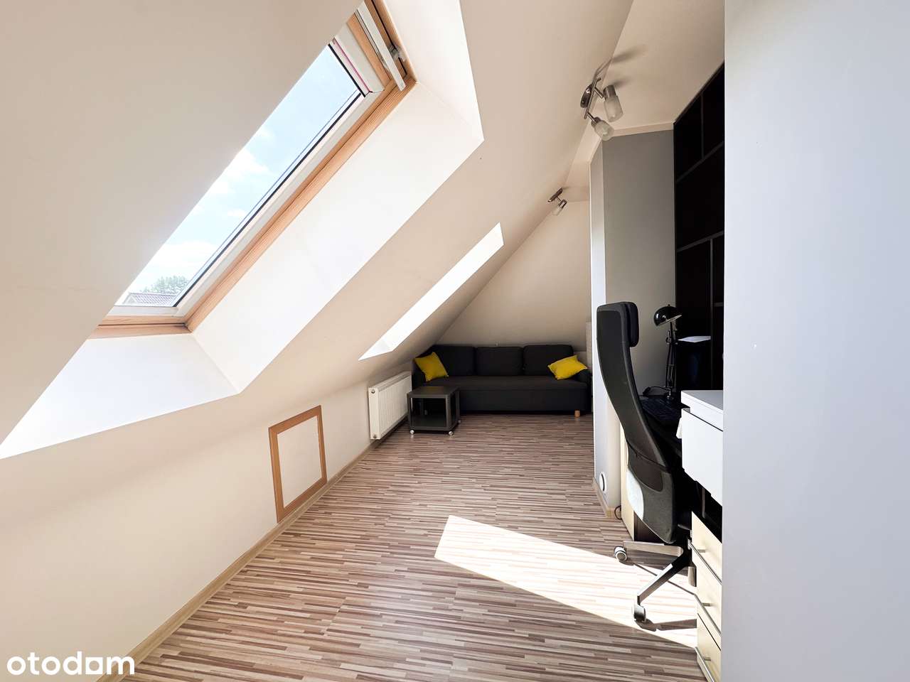 Przestronny dom wolnostojący z ogrodem | 195 m² | Węgry k. Wrocławia-12