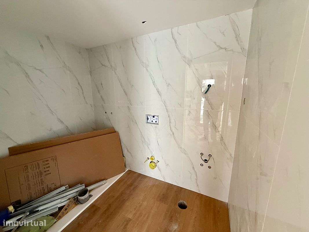 Moradia T1 para venda - Grande imagem: 4/13