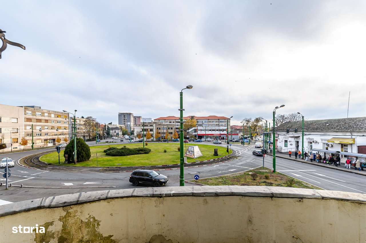 Apartament 4 camere, etaj 1, în Palatul Steiner, Arad-3