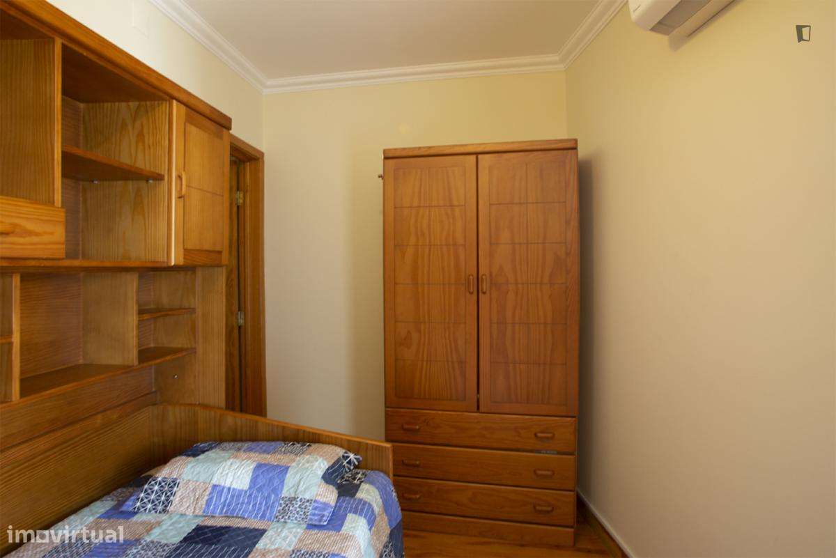 Quarto - localizado em Mouraria Lisbon - Grande imagem: 3/10