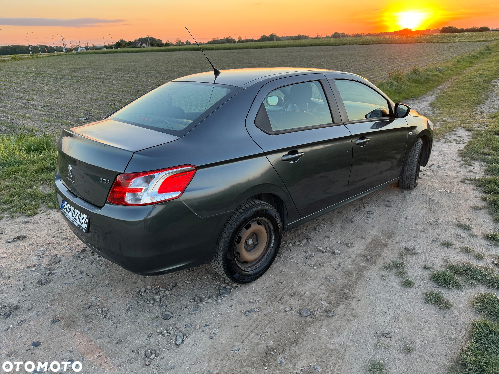 Peugeot 301 1.6 HDi Active - 4