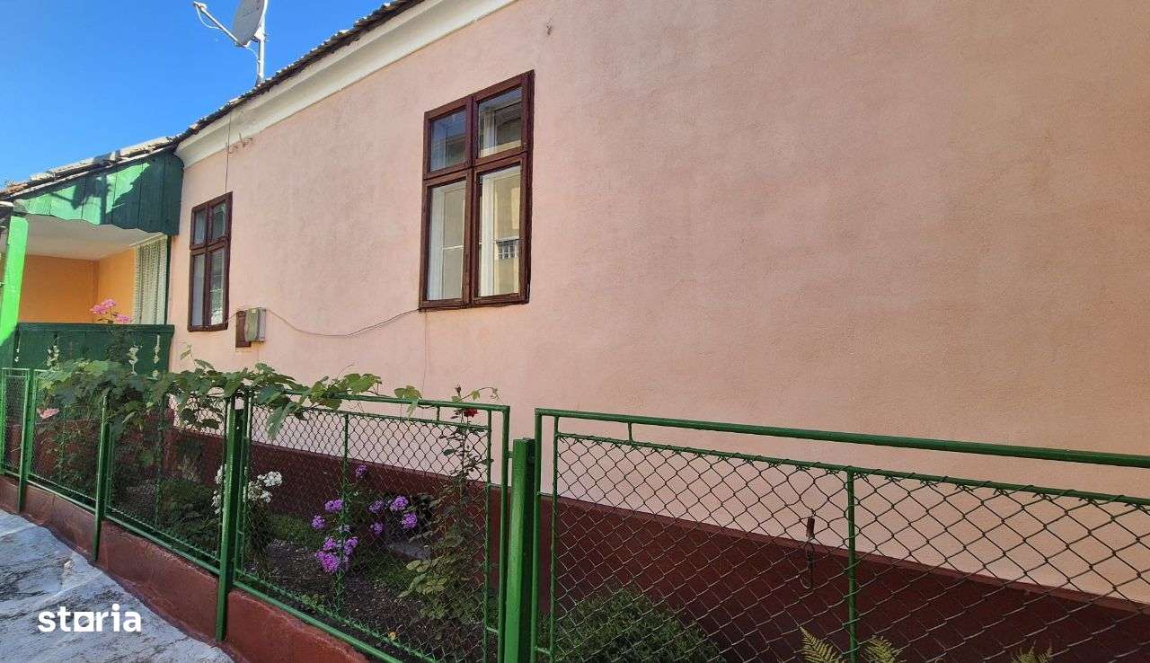 SC VIMAK vinde casa saseasca in loc.Maierus,Brasov . - Imagine principală: 5/12