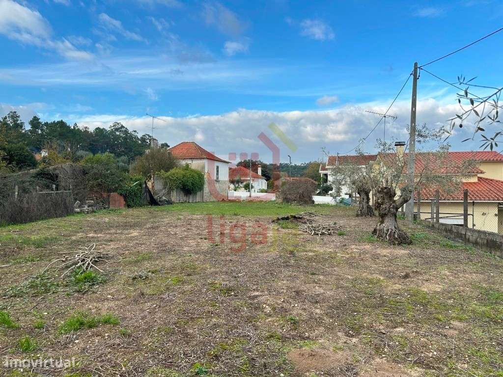 Terreno com Viabilidade de Construção - Ourém!-6