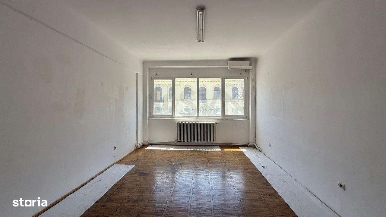 Universitate - spatiu birouri 1100 mp - Imagine principală: 5/12