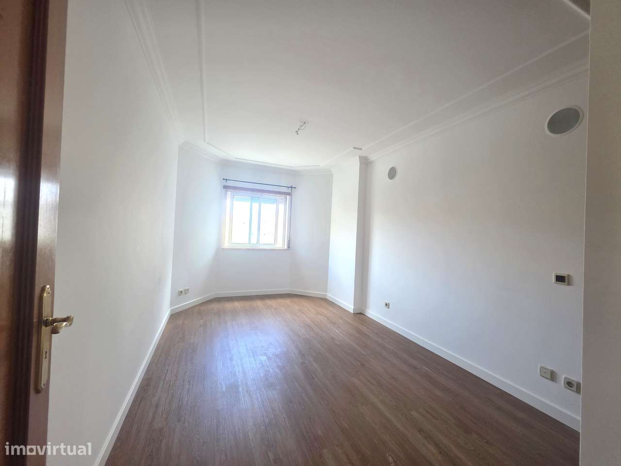 Excelente Apartamento T3- Santa Marta do Pinhal-10