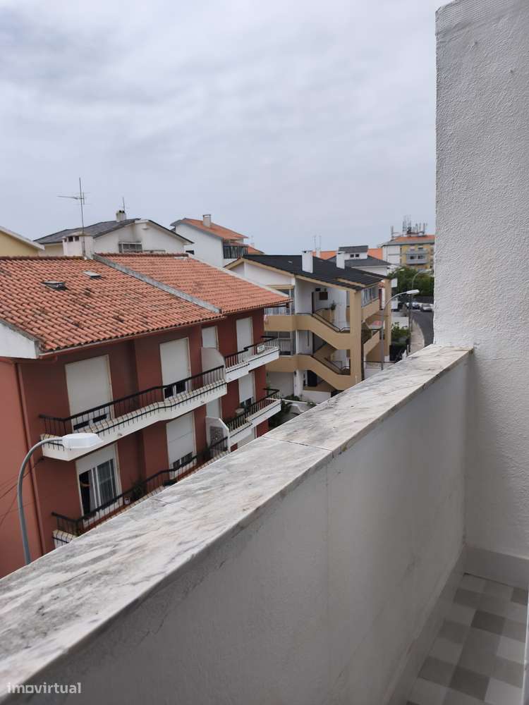 T2 Centro Queijas, Totalmente Remodelado, Junto aos CTT e P. Doce-29