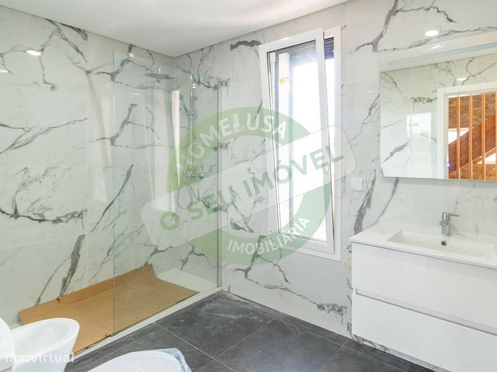 Moradia T3+1 de Arquitetura Moderna, em Coimbra - Grande imagem: 4/19