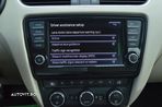 Skoda Octavia Combi Diesel 2.0 TDI DSG Ambition - 8
