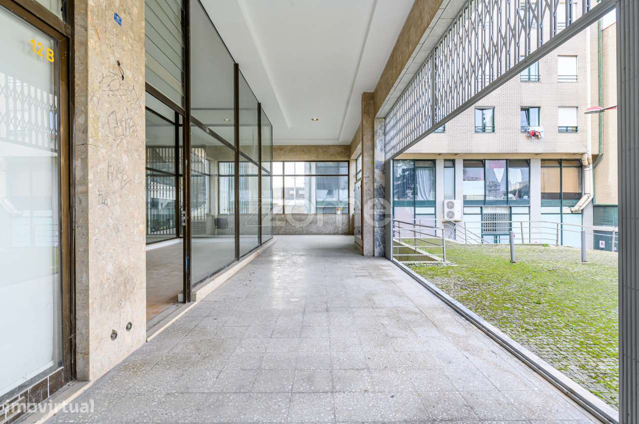 Lojas, 128 m2, em frente ao El Corte Inglês, Vila Nova de Gaia - Grande imagem: 2/8