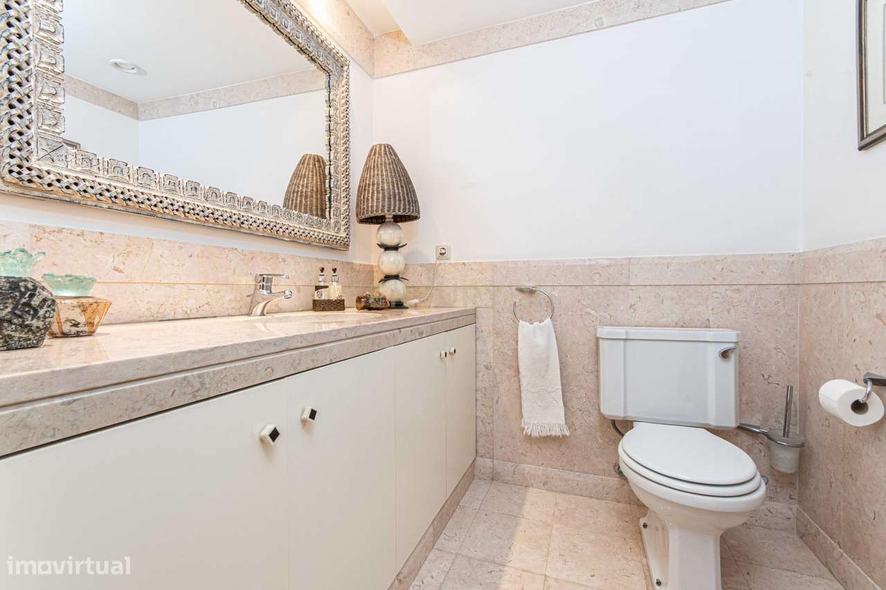 Apartamento T6 Único com Varandas Envolventes | Parque das Nações-12