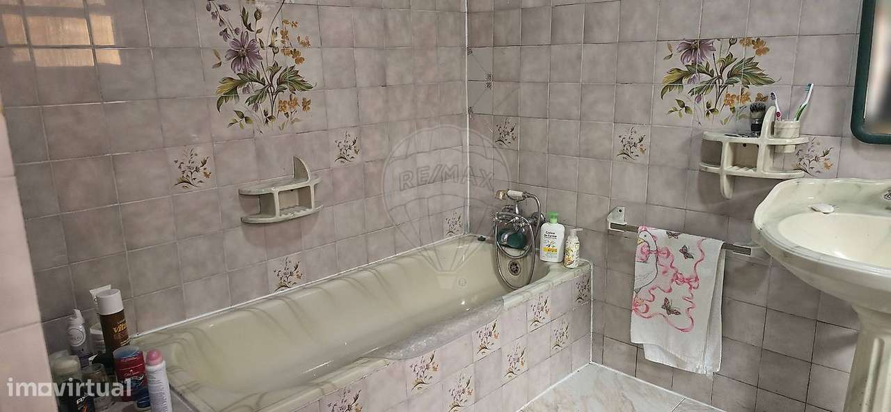 Moradia T5 para venda-17