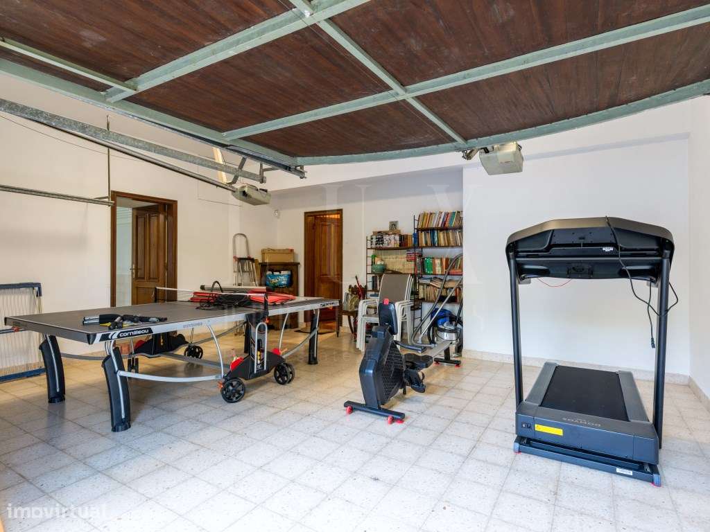 QUINTA COM 22.000 m² E TRÊS MORADIAS EM LOCALIZAÇÃO PRIVILEGIADA DE...-54