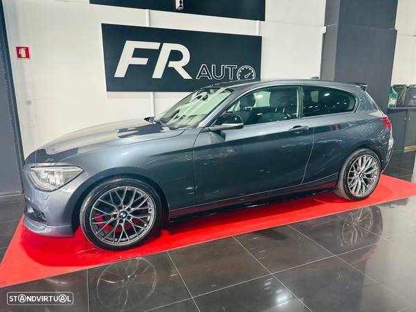 BMW 116 d Aut. Sport Line - 7