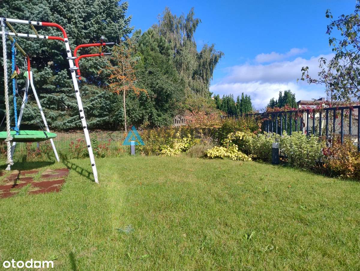 Mieszkanie z dużym ogródkiem i m. postojowym.-19