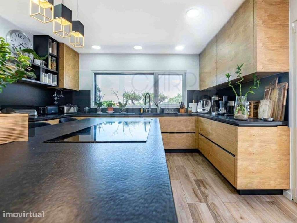 Magnifica moradia T4 com piscina na Urbanização Aroeira, em Santo E...-20