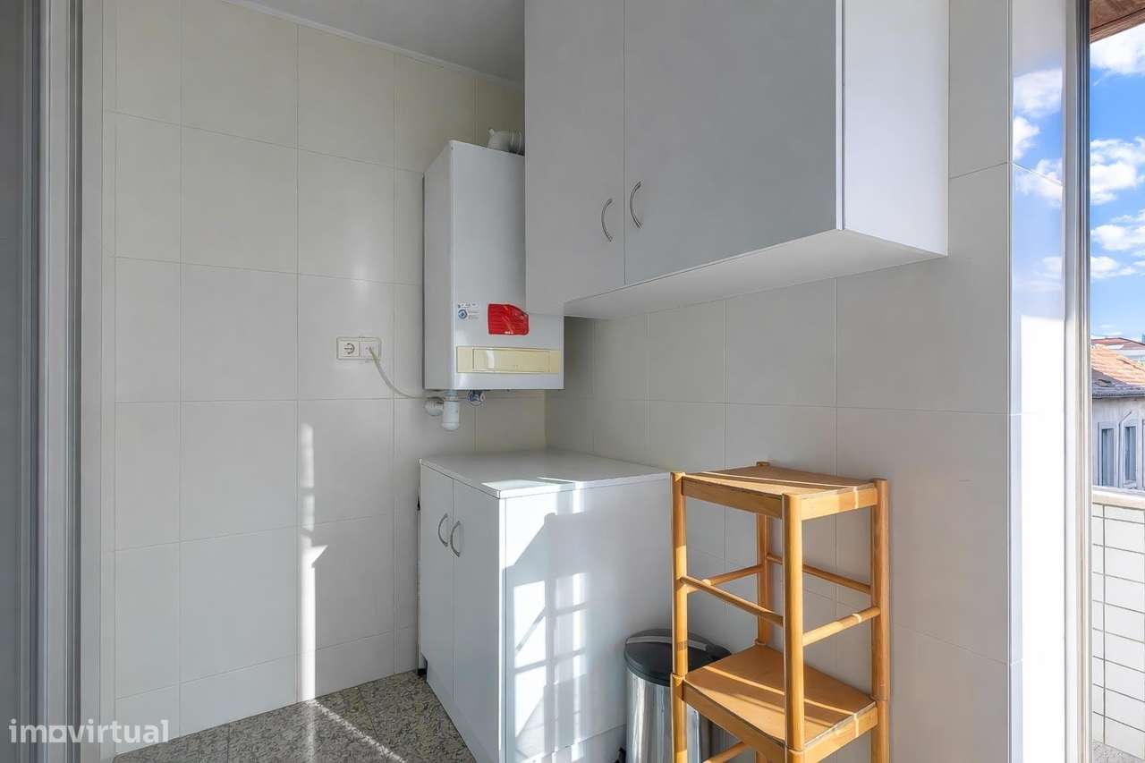 Apartamento T3 Exclusivo na Rua Soares dos Reis – Vila Nova de Gaia-9