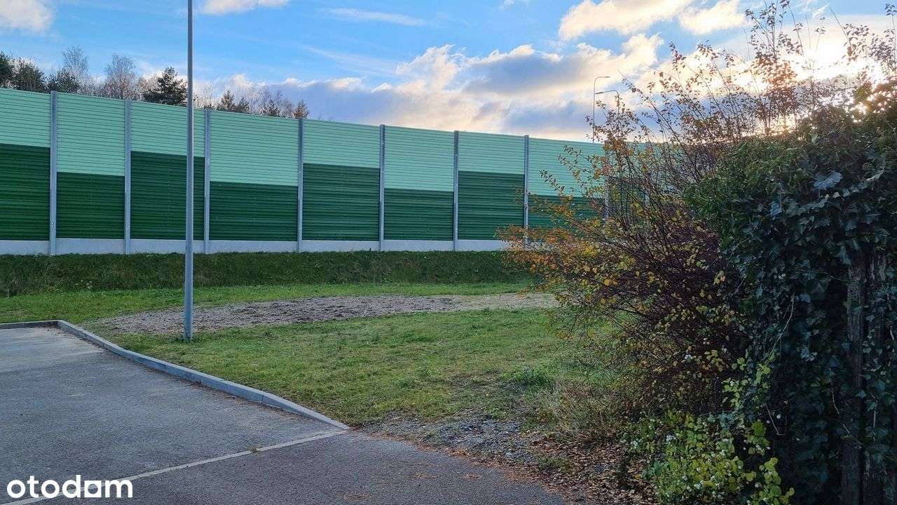 Dwie działki zabudowane domem-na działalność!-17