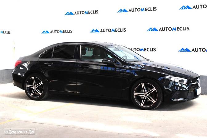 Mercedes-Benz A 180 Limousine d AMG Line Aut. - 3