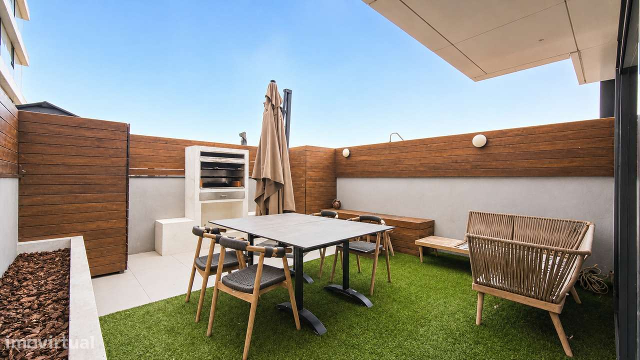 T2 Exclusivo em Matosinhos Sul | Terraço+Garagem+Arrumos | Mobilado-16