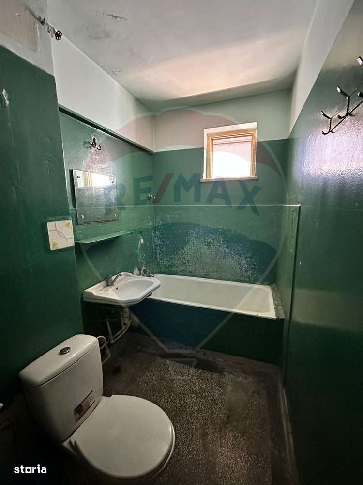 Vanzare Apartament  2 camere în zona Drumul Taberei-5