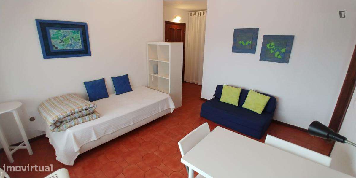Apartamento com 1 quartos - localizado em São Mamede de Infesta Porto - Grande imagem: 3/6