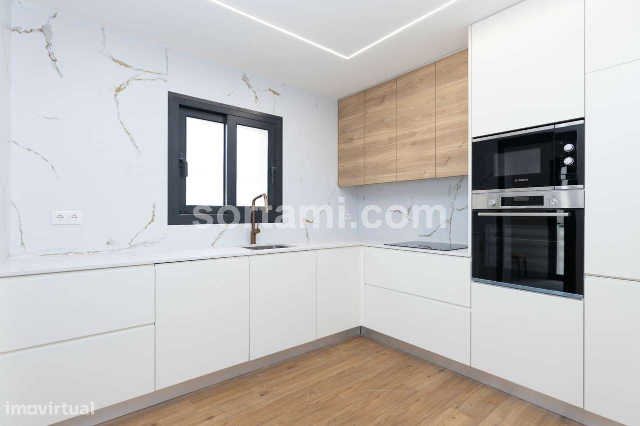 Moradia Isolada T3 Venda em Loulé (São Sebastião),Loulé - Grande imagem: 4/32