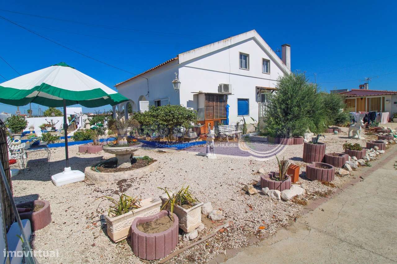 Moradia T3 nos Foros de Salvaterra (F785) - Grande imagem: 2/15