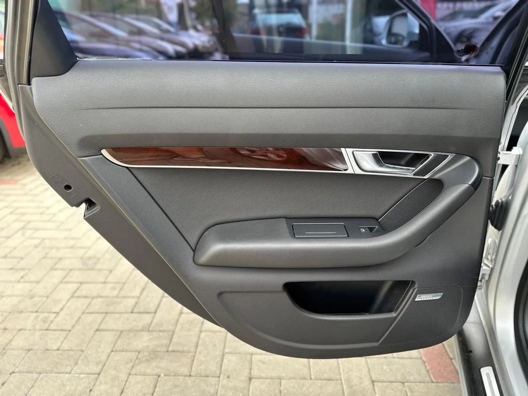 Audi A6 3.0 TDI DPF quattro Tip - 28