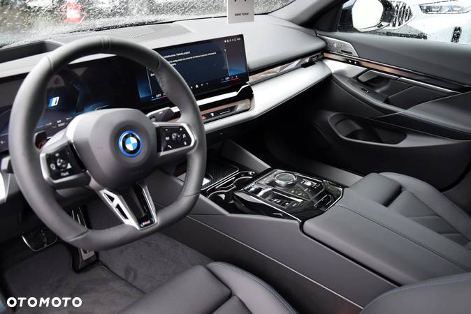 BMW i5 eDrive40 - 20