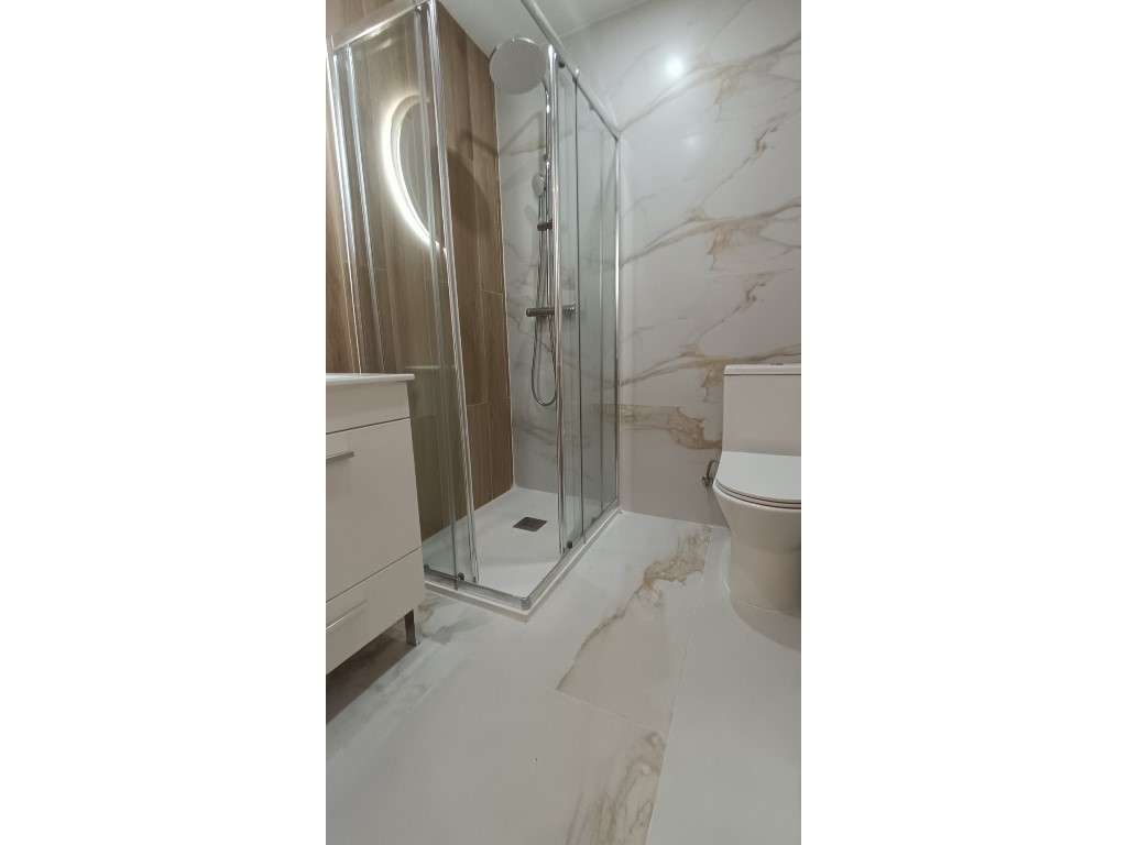 Apartamento T2 Totalmente Renovado | Centro de Queluz-8