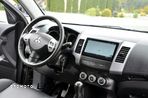 Mitsubishi Outlander 2.0 Invite 2WD - 26