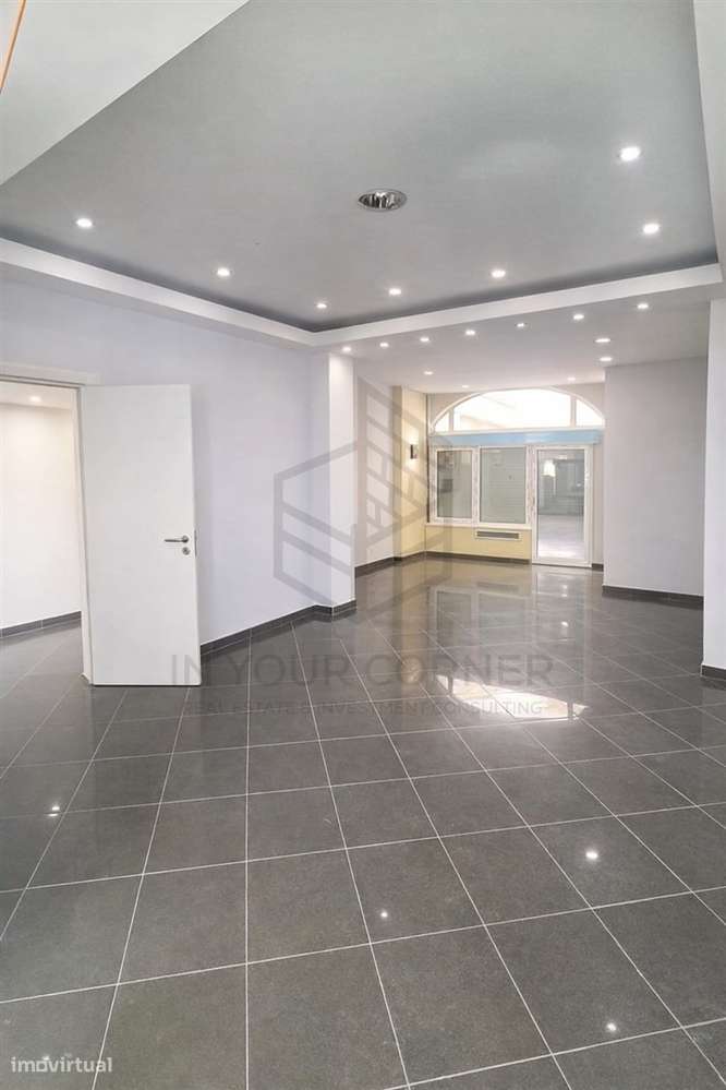 T2 em Conversão com Logradouro e Garagem Privativa – Oportunidade na A-18