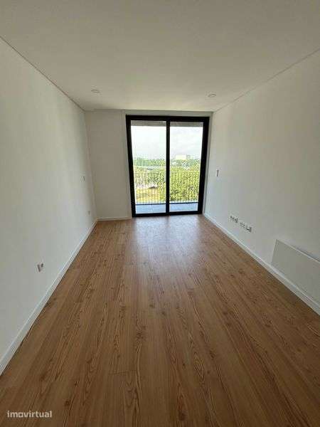 Apartamento T1 com mês de Janeiro já pago - entrada imediata - Grande imagem: 4/11