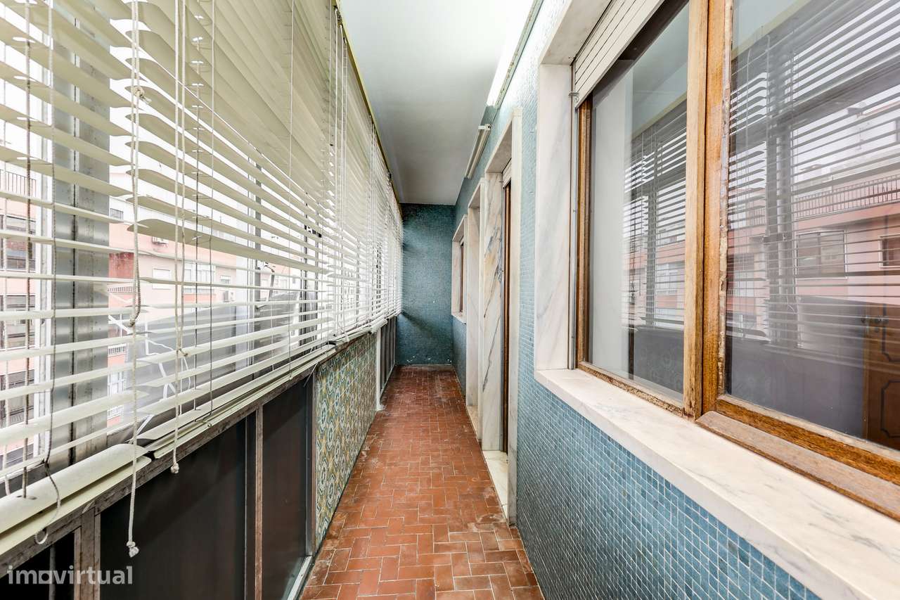 Apartamento T3 em Queluz: Conforto, Luminosidade e Praticidade Perto d - Grande imagem: 4/24